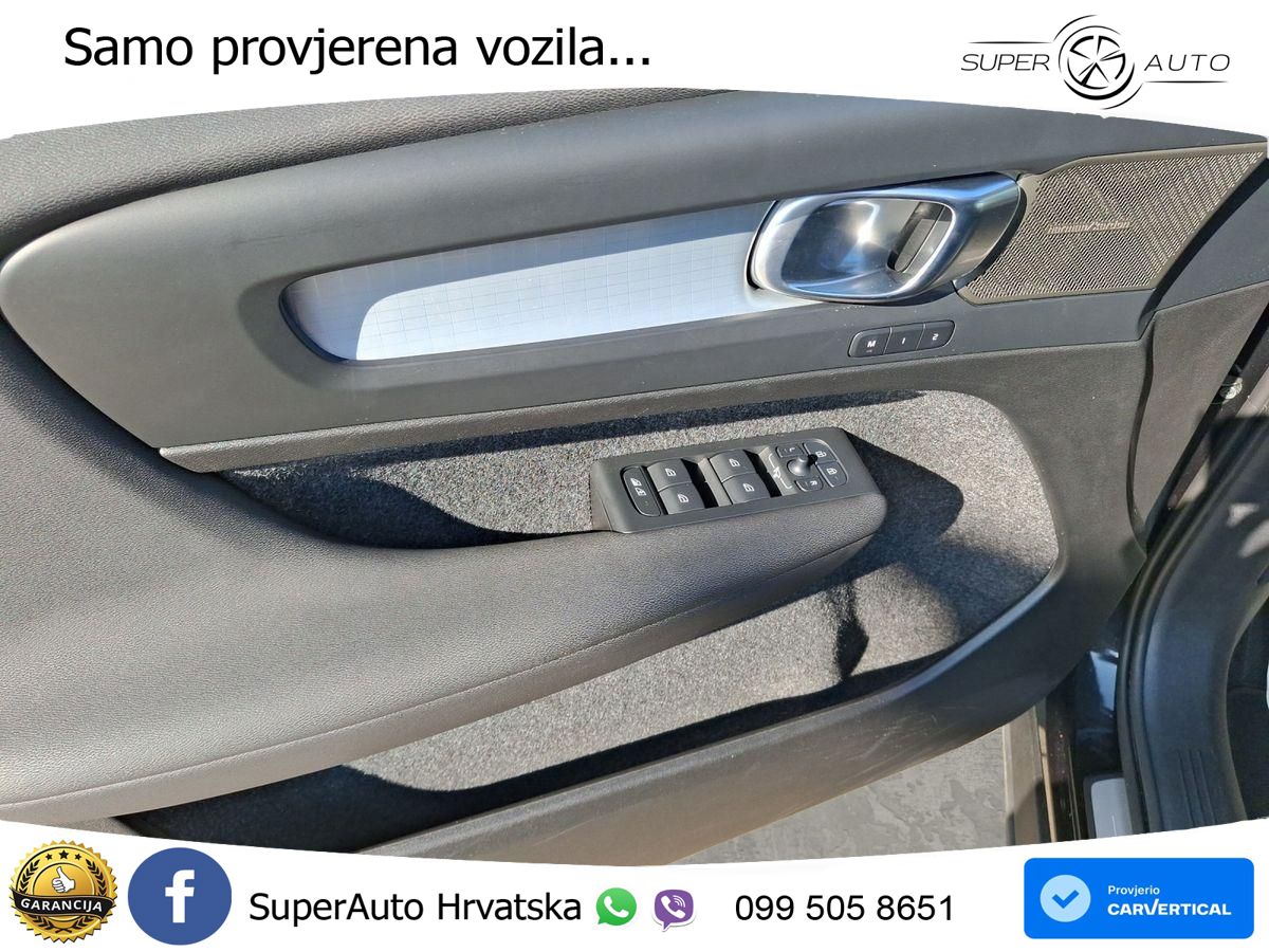 Volvo XC40 2.0 B3 163 KS Automatic ACC+GR SJED+360+PANO