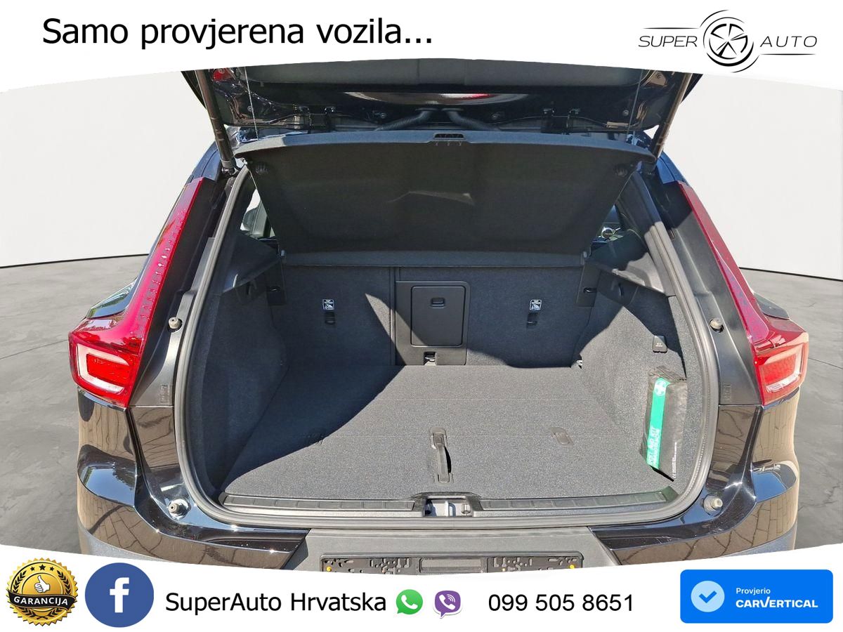 Volvo XC40 2.0 B3 163 KS Automatic ACC+GR SJED+360+PANO