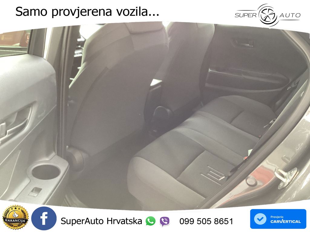 Toyota C-HR 1.8 (140 KS) Hybrid e-CVT Team D LED+GR SJED+ACC
