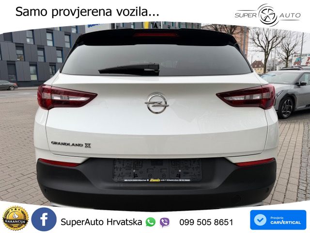 Opel Grandland X 1.2 Turbo (130 KS) Automatic Ultimate LED+GR SJED+ACC