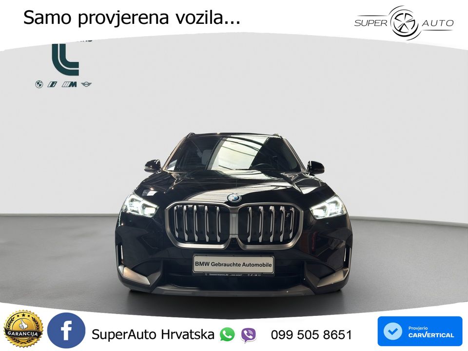 BMW iX1 68 kWh (313 KS) xDrive30