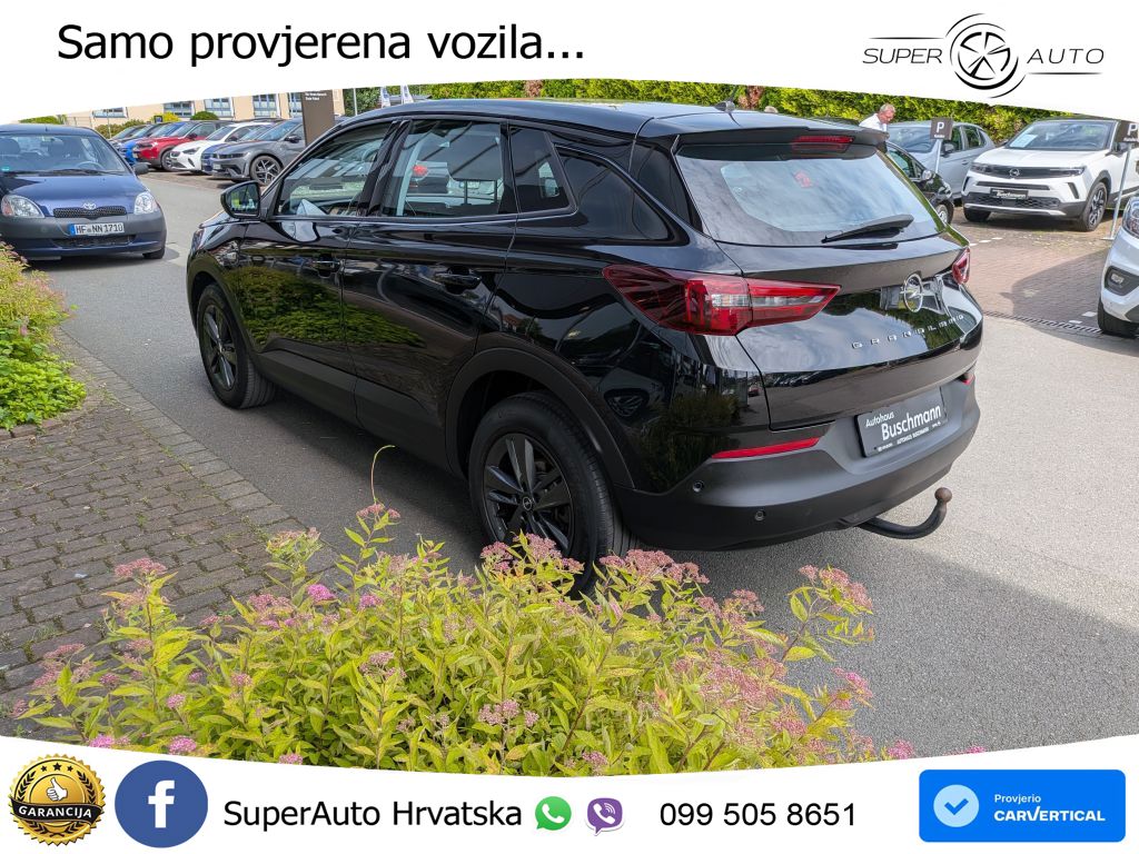 Opel Grandland 1.2i Turbo (130 KS) Business
