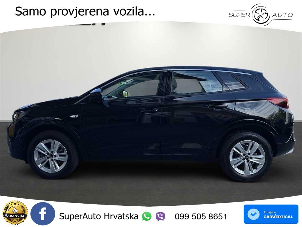 Opel Grandland 1.2i Turbo (130 KS) Automatic LED+GR SJED+ACC