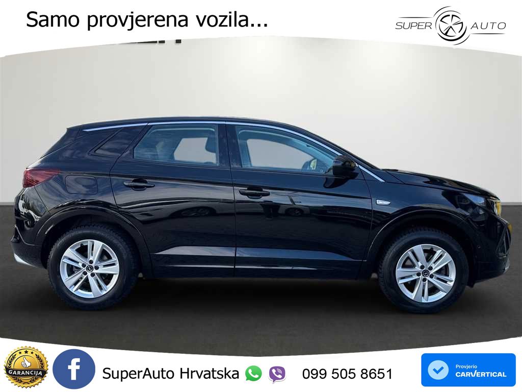 Opel Grandland 1.2i Turbo (130 KS) Automatic LED+GR SJED+ACC