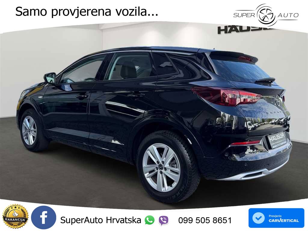 Opel Grandland 1.2i Turbo (130 KS) Automatic LED+GR SJED+ACC