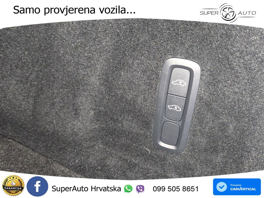 Volvo XC60 T8 AWD Geartronic ACC+HEAD+4xGR SJED+360+PANO