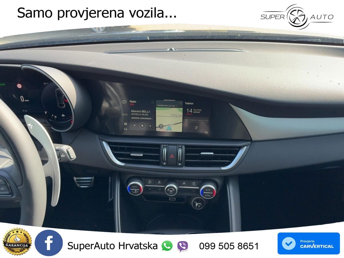 Alfa Romeo Giulia 2.0 Turbo (280 KS) Q4 Automatic LED+GR SJED+ACC