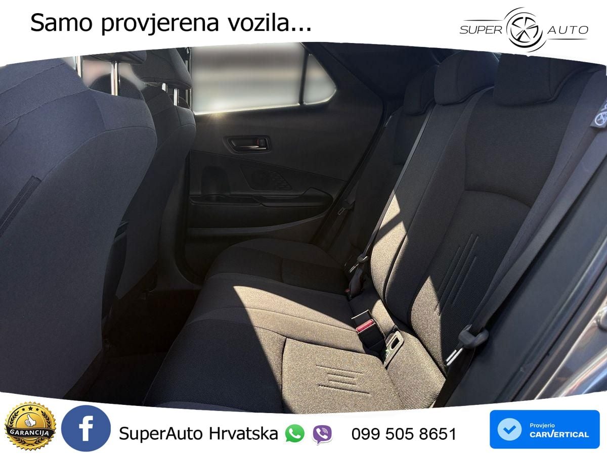 Toyota C-HR 2.0 (223 KS) PHEV e-CVT Teamplayer LED+GR SJED+ACC