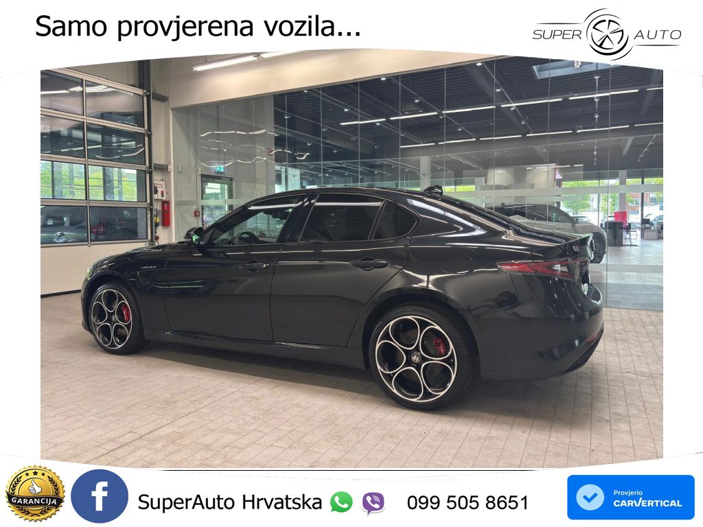 Alfa Romeo Giulia 2.0 Turbo (280 KS) Q4 Automatic LED+GR SJED+ACC