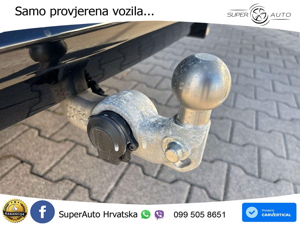 Volvo XC60 B5 Benzin AWD Geartronic ACC+HEAD+4xGR SJED+360+PANO