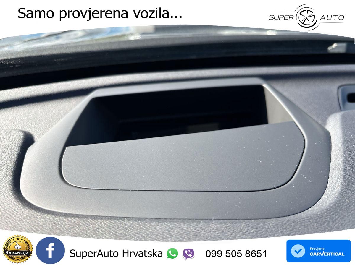 Volvo XC60 B5 Benzin AWD Geartronic ACC+HEAD+4xGR SJED+360+PANO