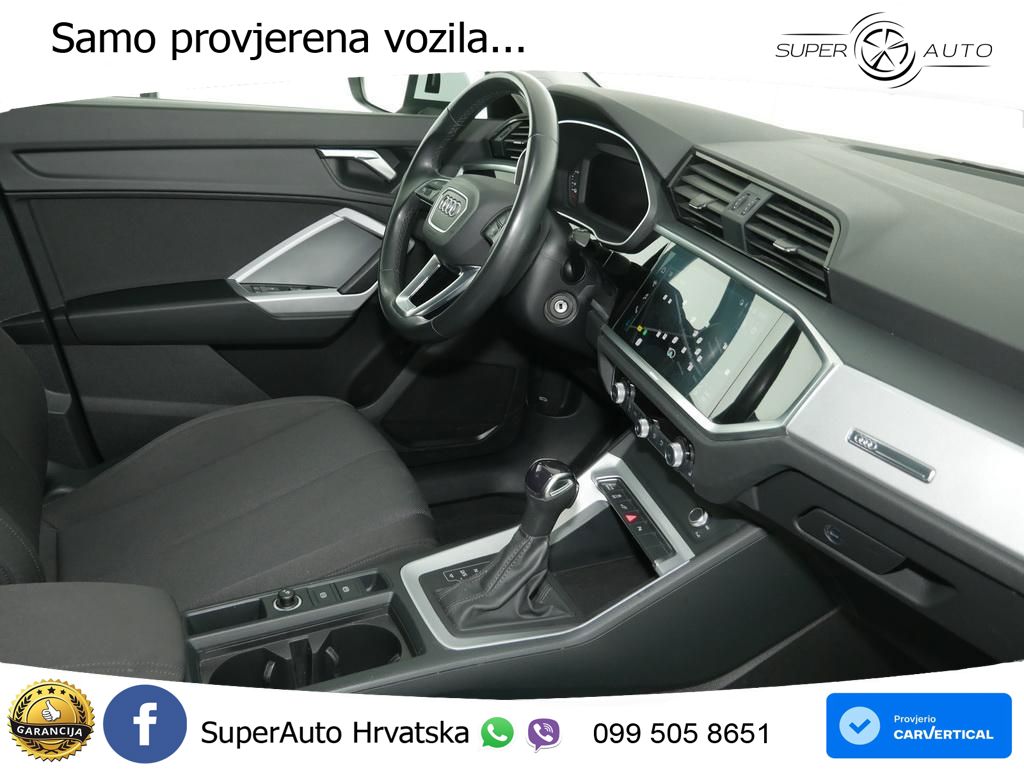 Audi Q3 45 TFSIe (245 KS) S tronic