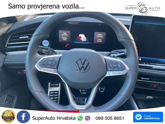 Volkswagen Passat Variant 1.5 TSI (272 KS) eHybrid DSG R-Line ACC+HEAD+4xGR SJED+360+PANO