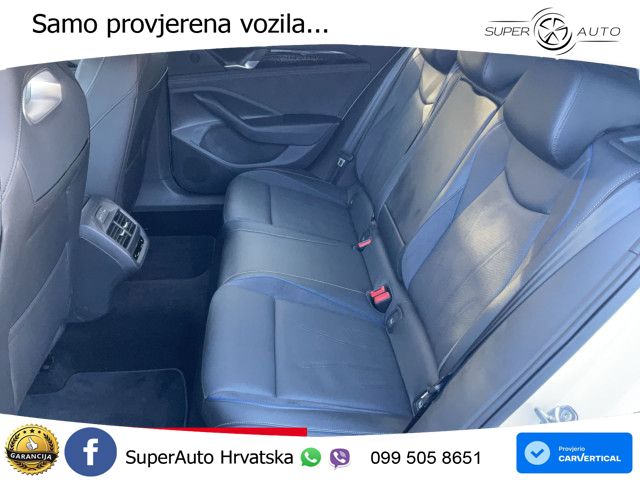 Volkswagen Passat Variant 1.5 TSI (272 KS) eHybrid DSG R-Line ACC+HEAD+4xGR SJED+360+PANO