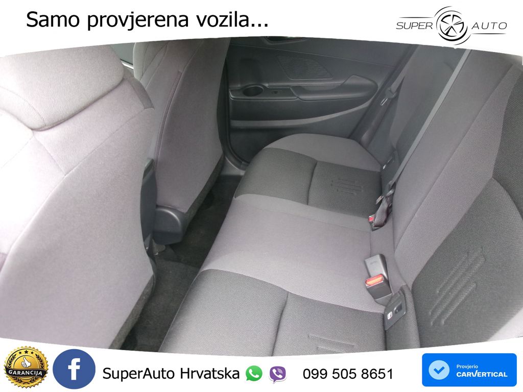Toyota C-HR 2.0 (198 KS) Hybrid e-CVT Team D LED+GR SJED+ACC
