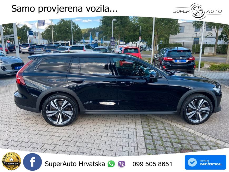 Volvo V60 Cross Country 2.0 B5 AWD Automatic ACC+GR SJED+360+PANO