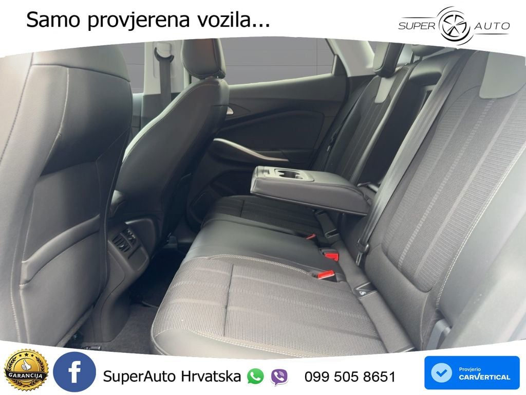 Opel Grandland 1.2i Turbo (130 KS) Automatic GS LED+GR SJED+ACC