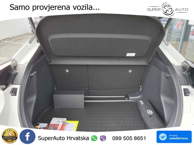 Toyota C-HR 1.8 (140 KS) Hybrid e-CVT Team Deutschland LED+GR SJED+ACC