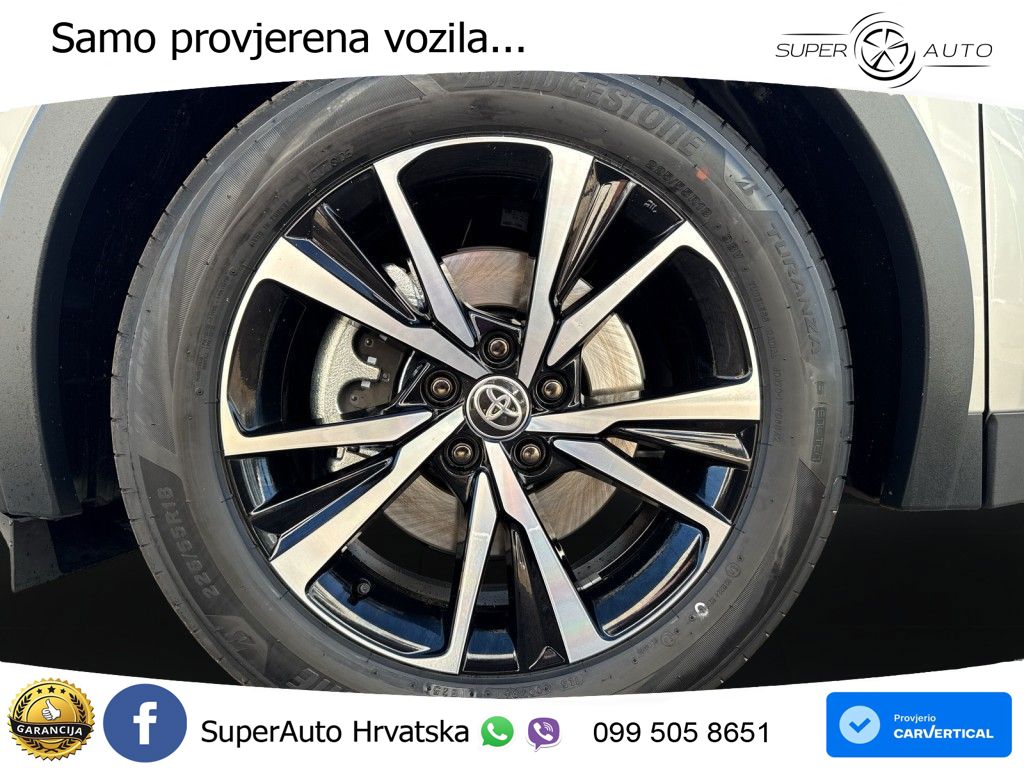 Toyota C-HR 2.0 (223 KS) PHEV e-CVT Teamplayer LED+GR SJED+ACC