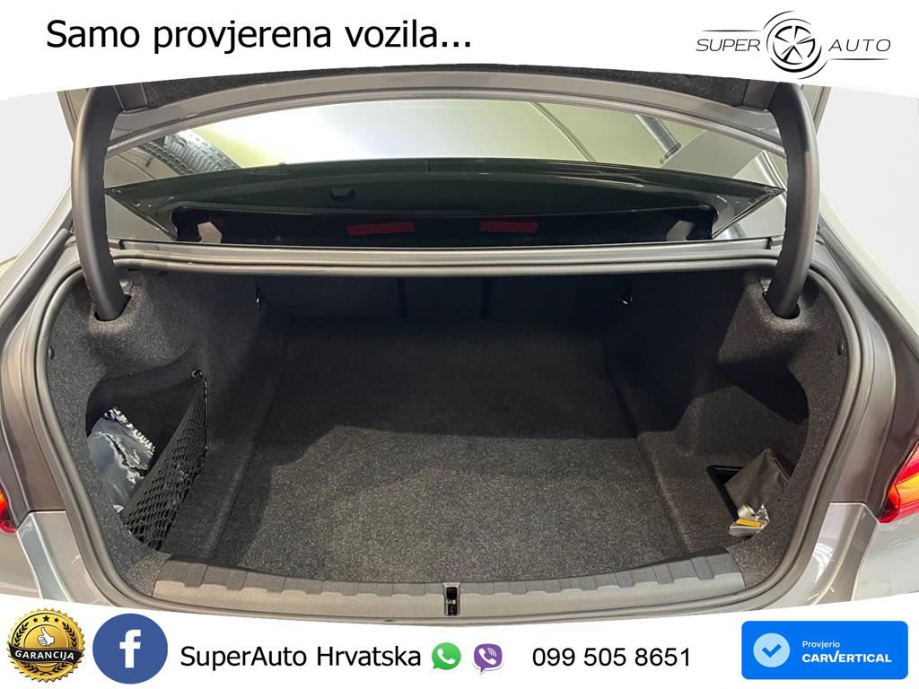 BMW 330i (245 KS) xDrive Steptronic M Sport