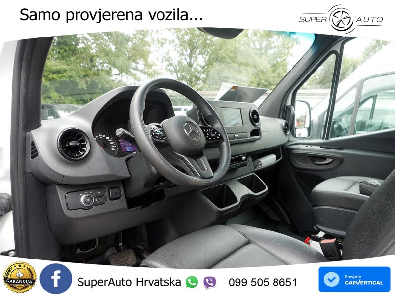 Mercedes-Benz Sprinter 319 PRITSCHE DOKA ALLRAD LED KLIMA AHK 190 KS