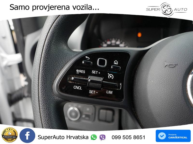Mercedes-Benz Sprinter 319 PRITSCHE DOKA ALLRAD LED KLIMA AHK 190 KS