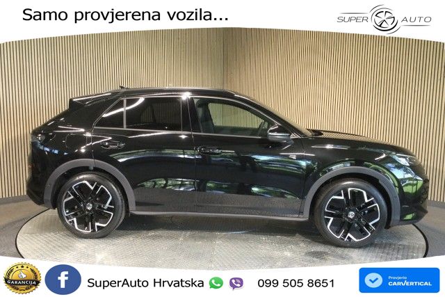 Volkswagen T-Roc 1.5 eTSI (150 KS)  DSG R-Line LED+GR SJED+ACC