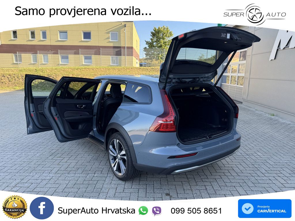 Volvo V60 Cross Country 2.0 B5 AWD Automatic LED+GR SJED+ACC
