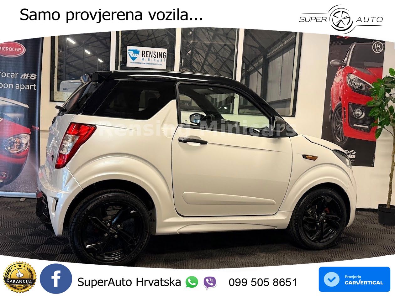 Ligier JS50 (8 KS)