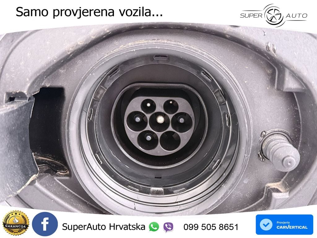 Volvo XC60 T8 AWD Geartronic ACC+HEAD+4xGR SJED+360+PANO