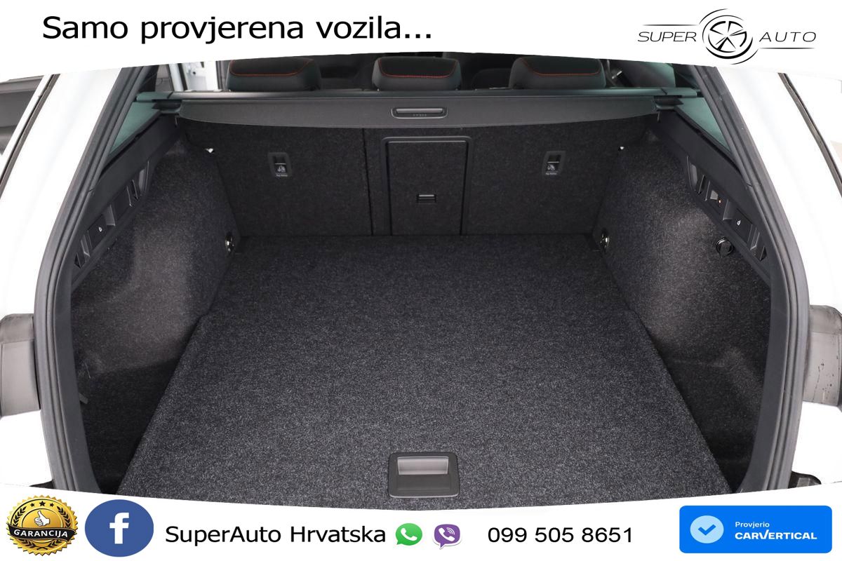 Škoda Octavia Combi RS 2.0 TSI (265 KS) DSG LED+GR SJED+ACC