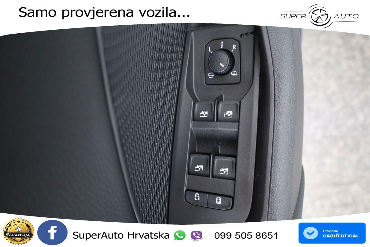 Škoda Octavia Combi RS 2.0 TSI (265 KS) DSG LED+GR SJED+ACC