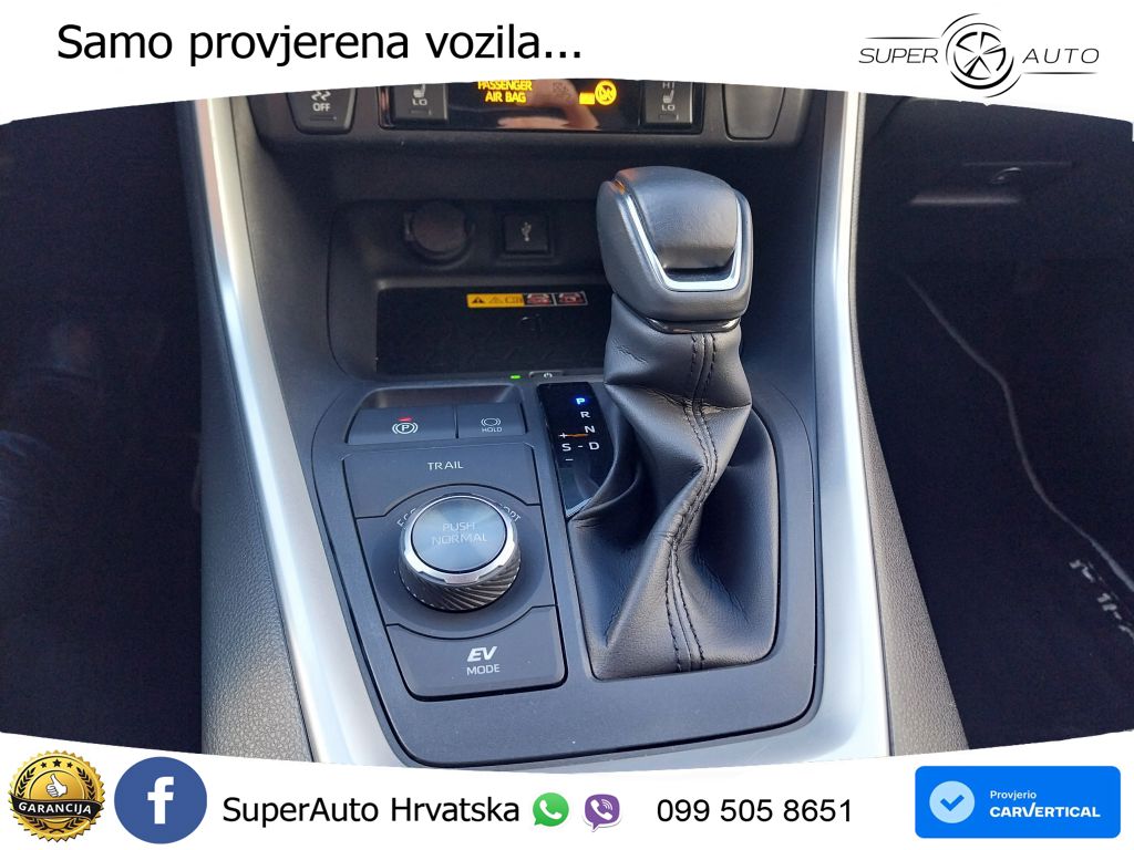 Toyota RAV4 2.5 (222 KS) Hybrid E-Four e-CVT LED+GR SJED+ACC