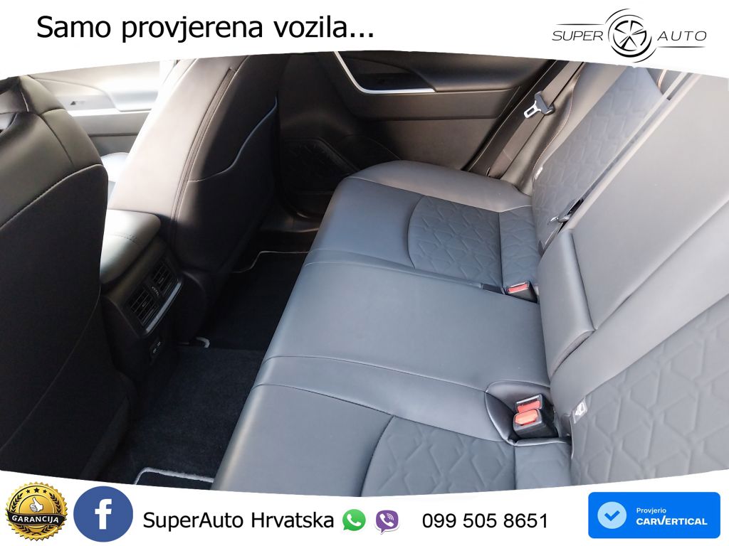 Toyota RAV4 2.5 (222 KS) Hybrid E-Four e-CVT LED+GR SJED+ACC