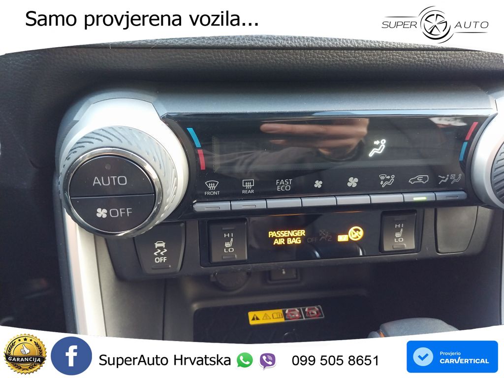 Toyota RAV4 2.5 (222 KS) Hybrid E-Four e-CVT LED+GR SJED+ACC