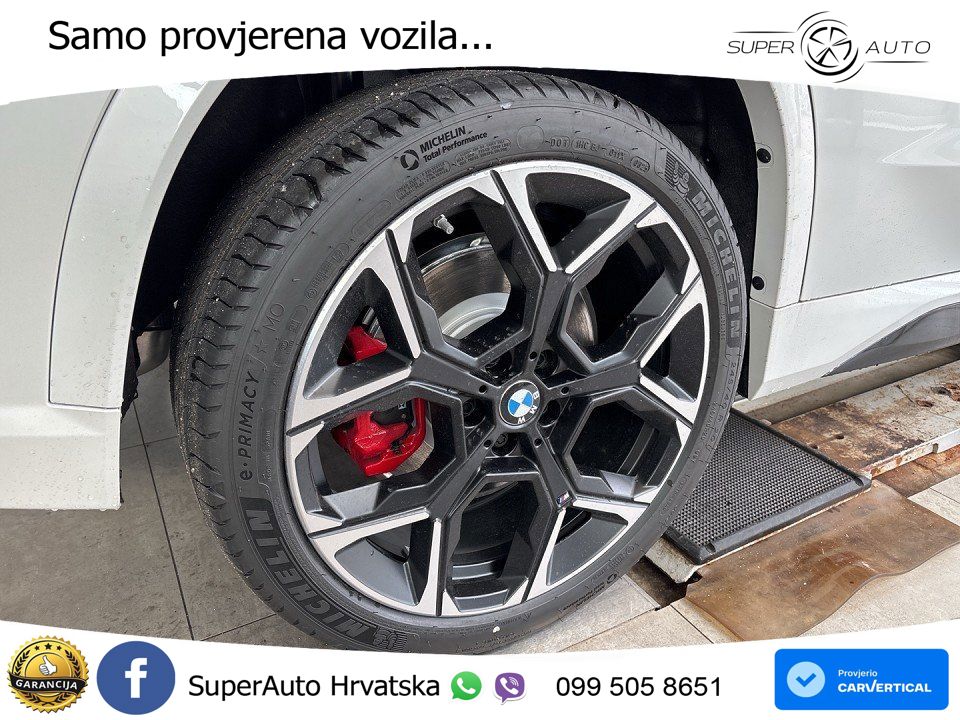 BMW X1 M35i (300 KS) xDrive Steptronic LED+GR SJED+ACC
