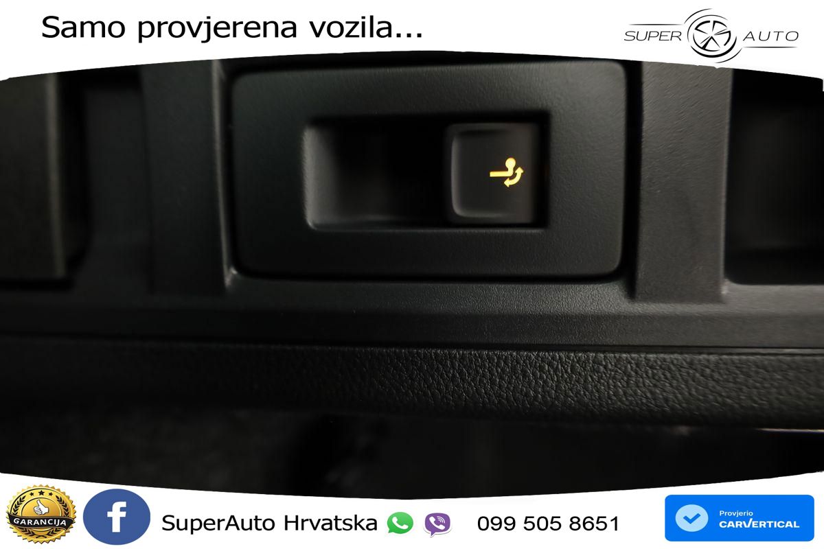 Škoda Octavia Combi 2.0 TDI (150 KS) DSG Selection LED+GR SJED+ACC