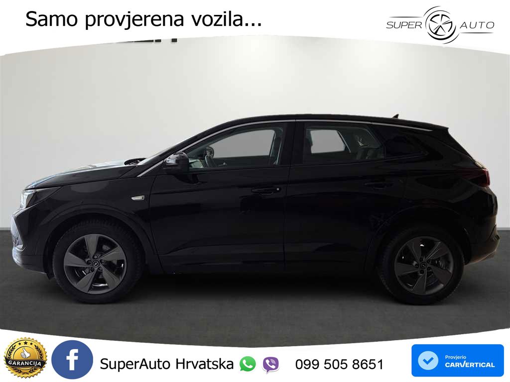 Opel Grandland 1.2i Turbo (130 KS) Automatic LED+ACC
