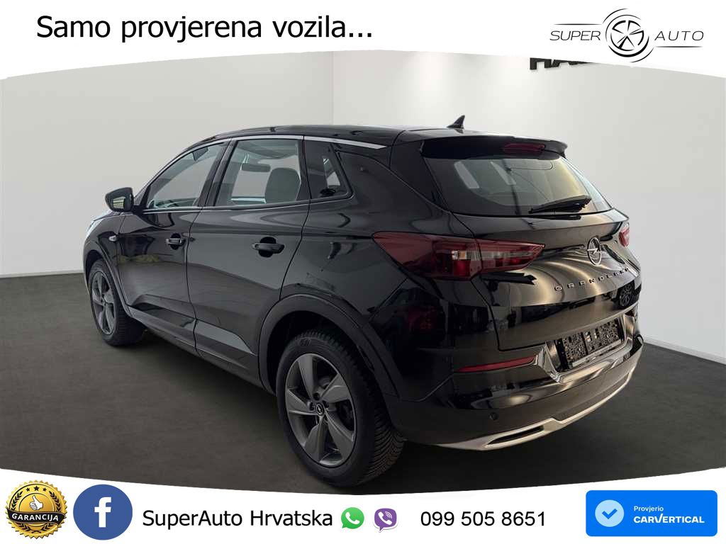 Opel Grandland 1.2i Turbo (130 KS) Automatic LED+ACC