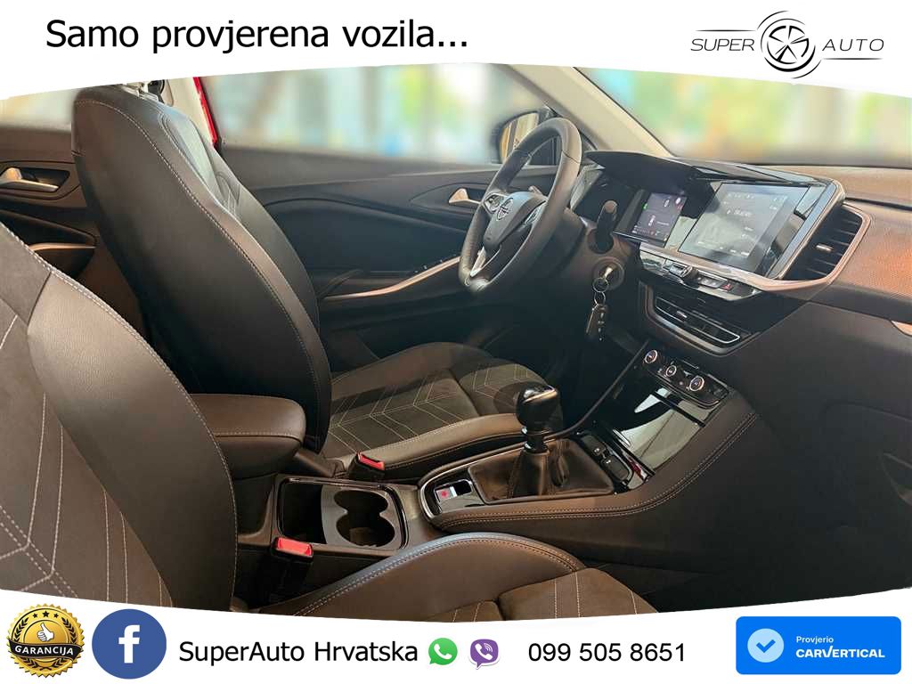 Opel Grandland 1.2i Turbo (130 KS)