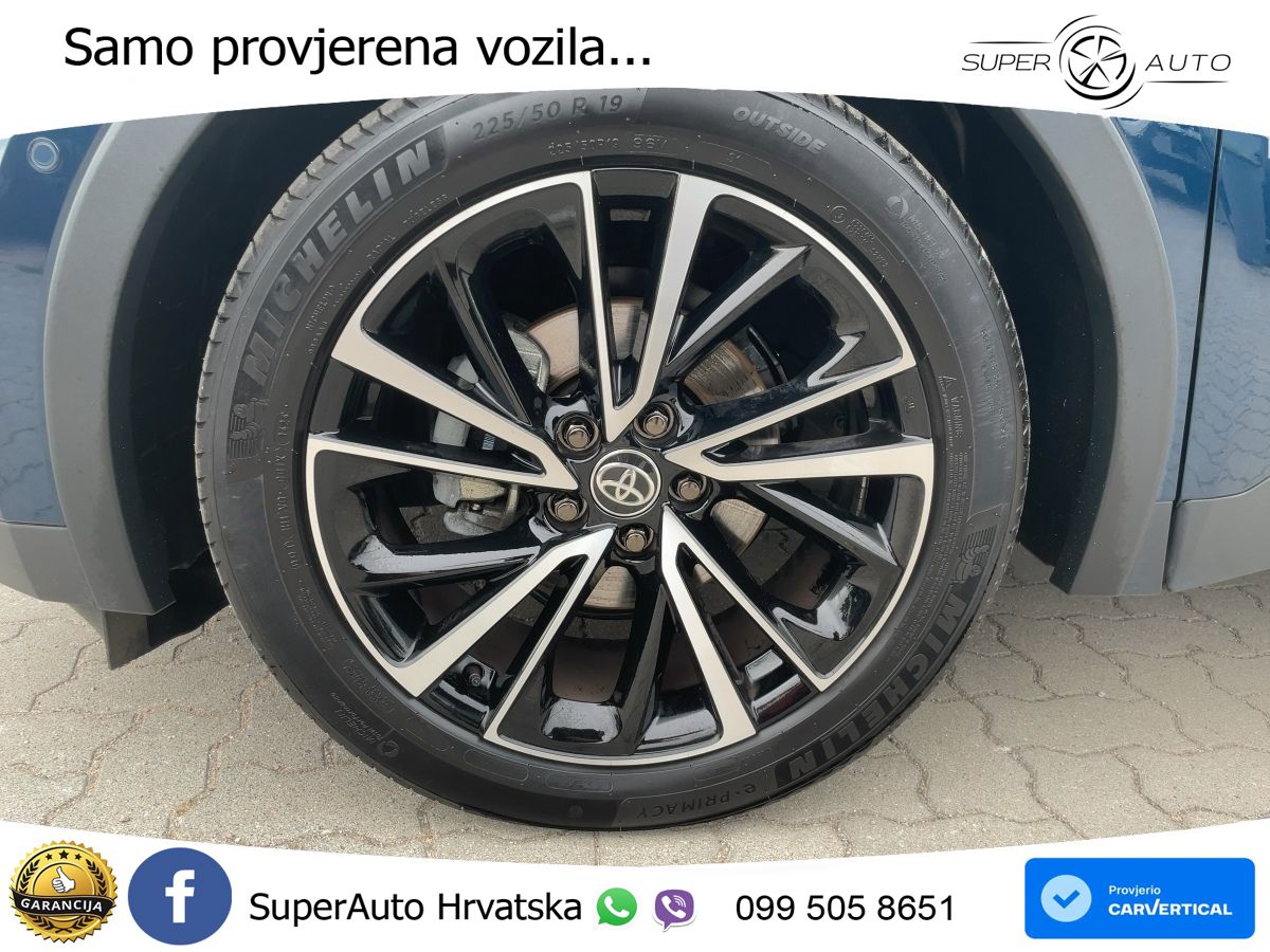 Toyota C-HR 2.0 (198 KS) Hybrid e-CVT Lounge Premiere ACC+HEAD+GR SJED+360+PANO