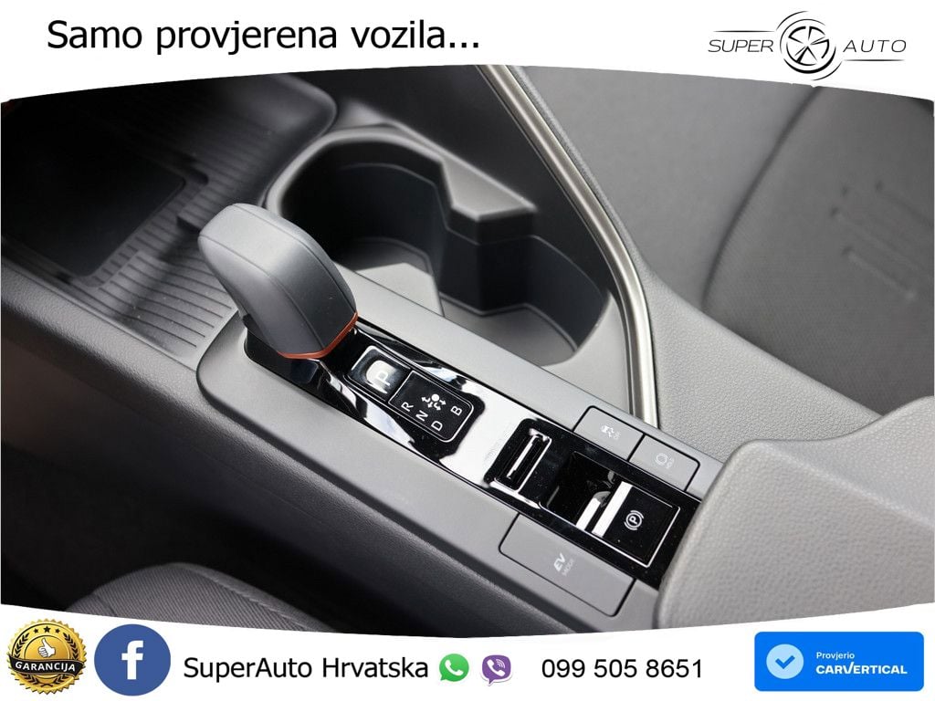 Toyota C-HR 2.0 (198 KS) Hybrid e-CVT Team Deutschland LED+GR SJED+ACC