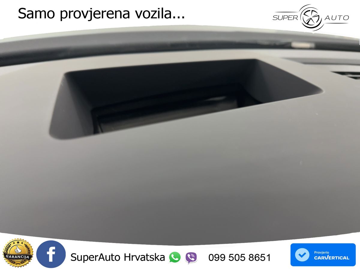 Škoda Octavia Combi 2.0 TSI (204 KS) 4x4 DSG ACC+HEAD+GR SJED+360+PANO