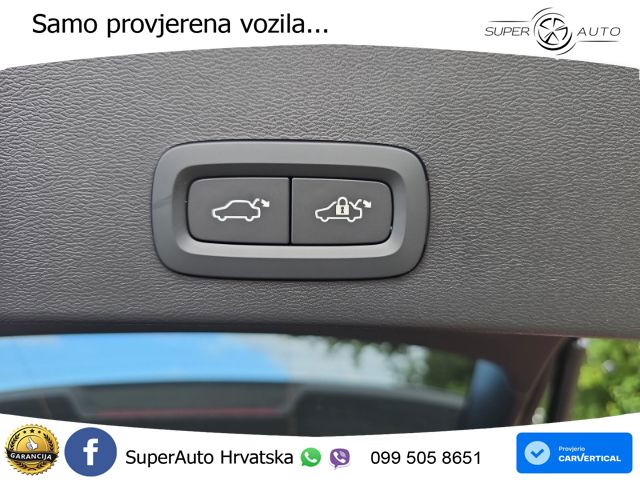 Volvo XC40 2.0 B3 163 KS Automatic ACC+GR SJED+360+PANO