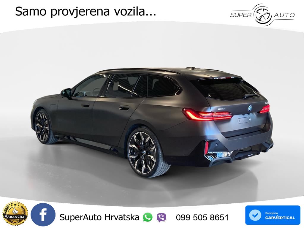 BMW 550e Touring (489 KS) xDrive Steptronic M Sport