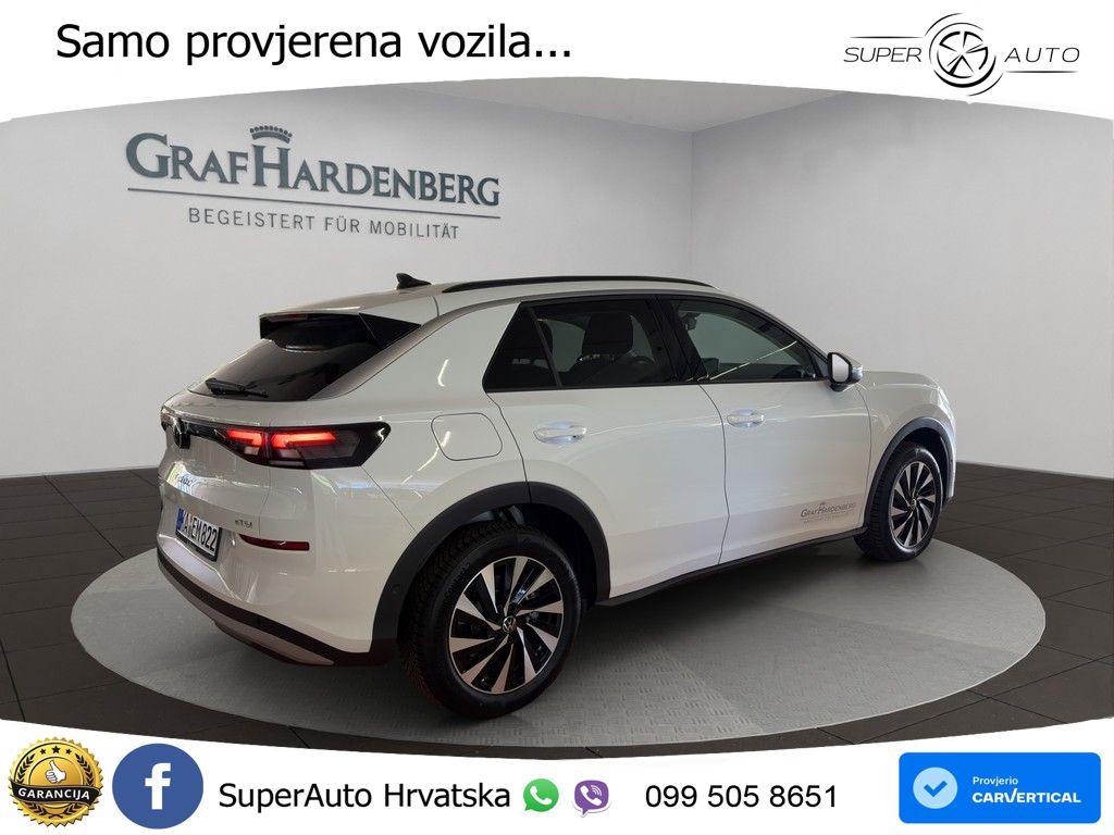 Volkswagen T-Roc 1.5 eTSI (116 KS)  DSG LED+GR SJED+ACC