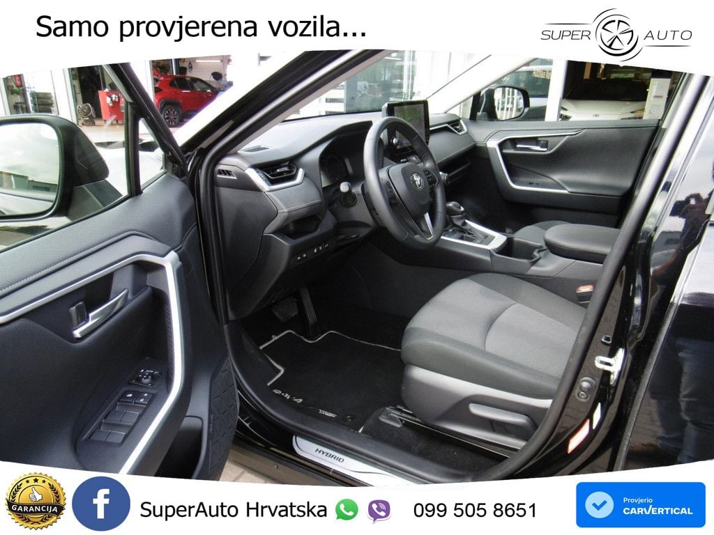 Toyota RAV4 2.5 (218 KS) Hybrid eCVT LED+GR SJED+ACC