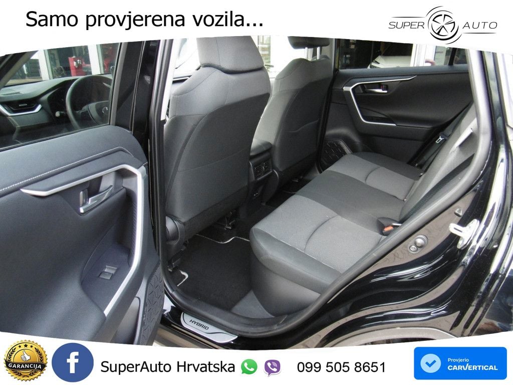 Toyota RAV4 2.5 (218 KS) Hybrid eCVT LED+GR SJED+ACC