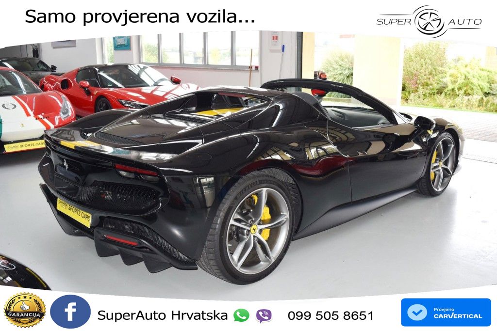 Ferrari 296 GTS 3.0 V6 (830 KS) F1 DCT LED+ACC