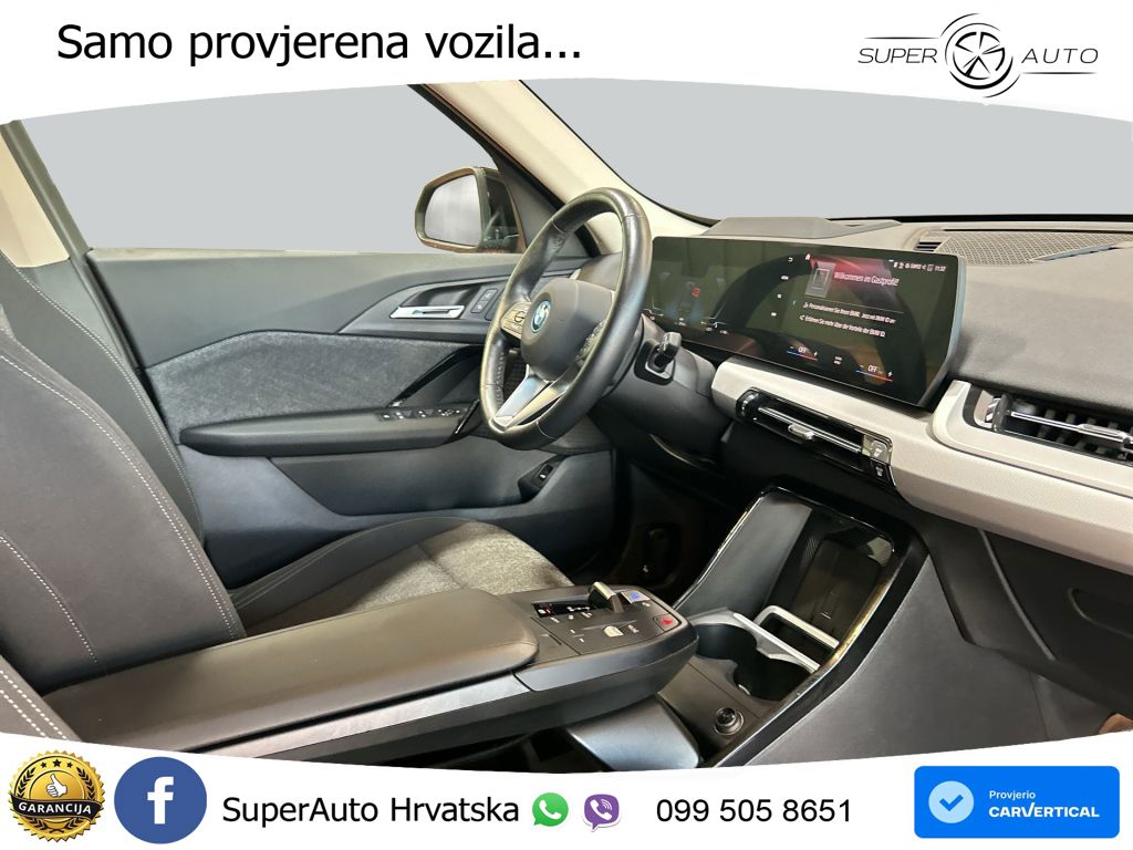 BMW iX1 68 kWh (313 KS) xDrive30